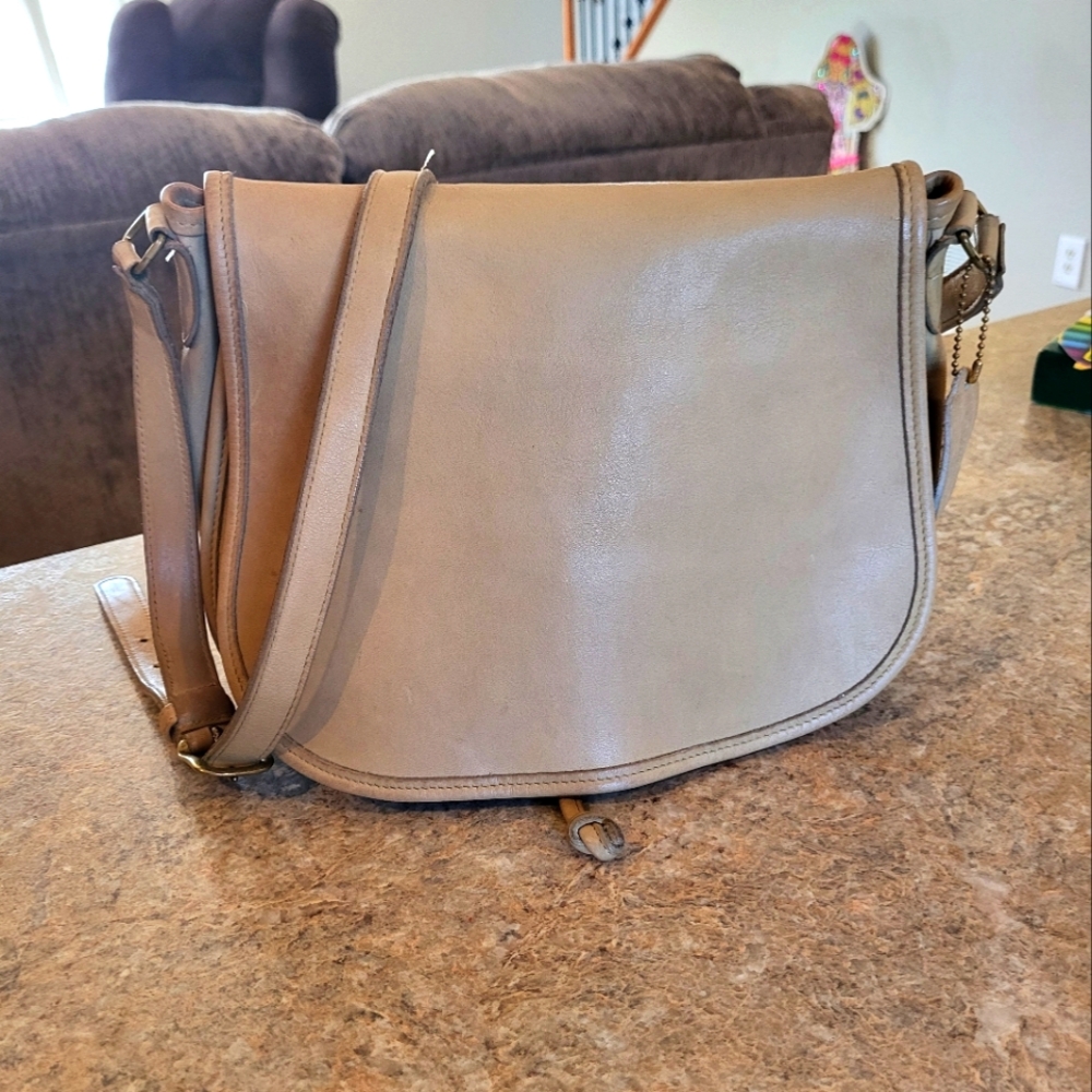 Vintage Coach 4050 Shoulder Bag Soft Flap Draw String Khaki